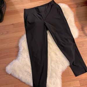 Athleta Brooklyn Ankle City Pants navy & black Size 8